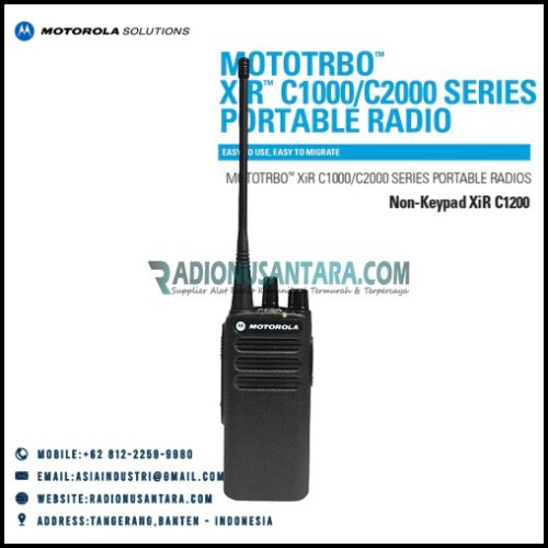 Motorola MOTOTRBO™ XiR C1200 Non-Keypad Portable Radio
